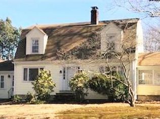 9 Pilgrim Way, East Walpole, MA 02032