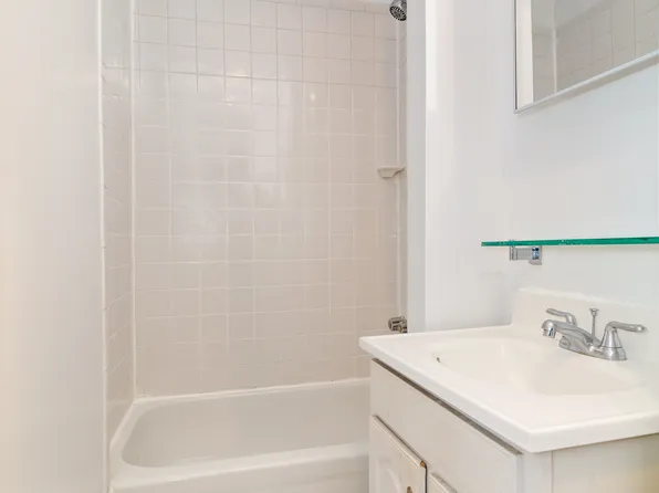 169 Sullivan Street image 6 of 10