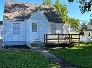 102 W Clark Ave, Quimby, IA 51049