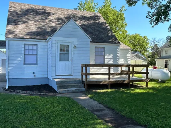 102 W Clark Ave, Quimby, IA 51049
