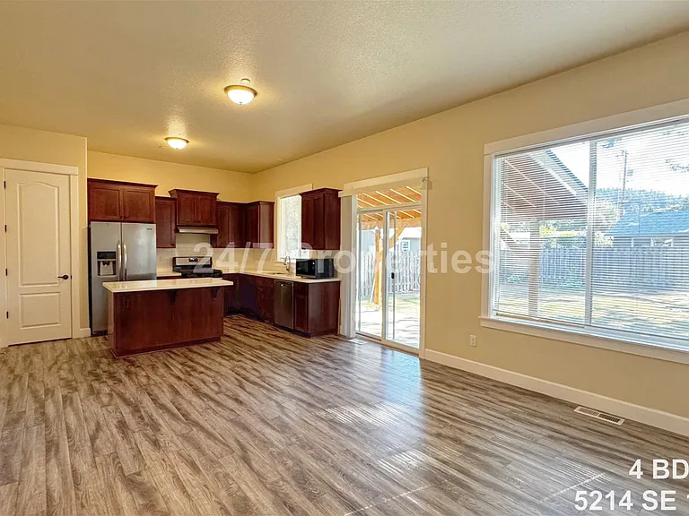 5214 SE 130th Pl — Photo 8