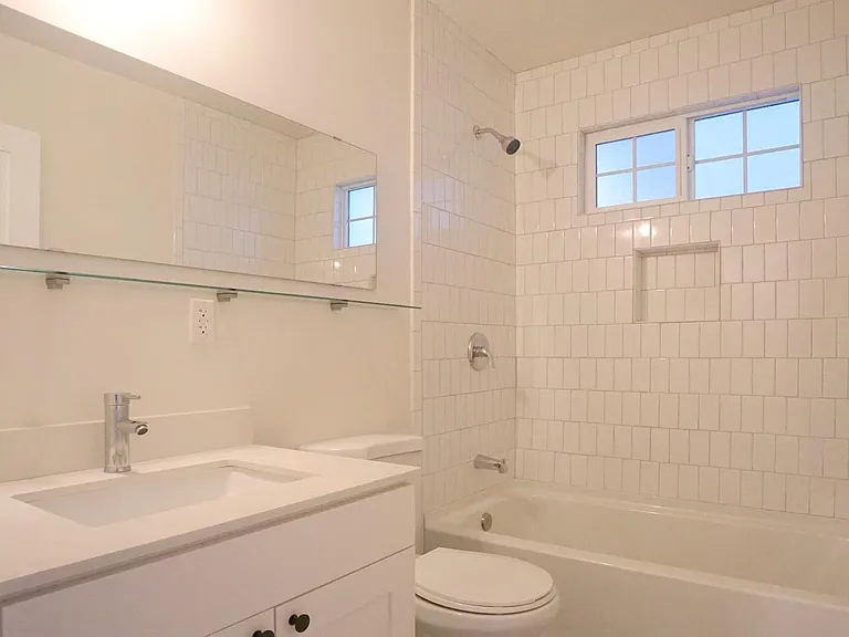 6413 Garvanza Ave — Photo 18