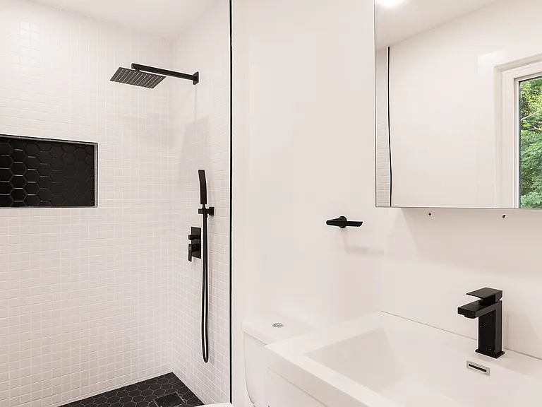 5 Somerset Hills Ct #B — Photo 18