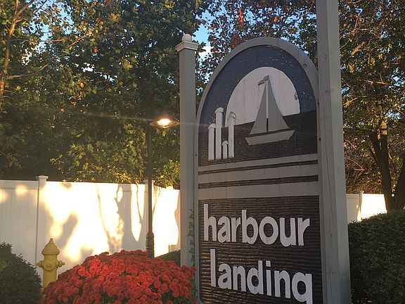 5th image of 65 Harbour Close