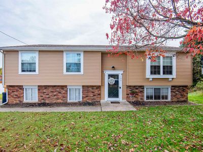 102 Forest Dr, Ona, WV, 25545