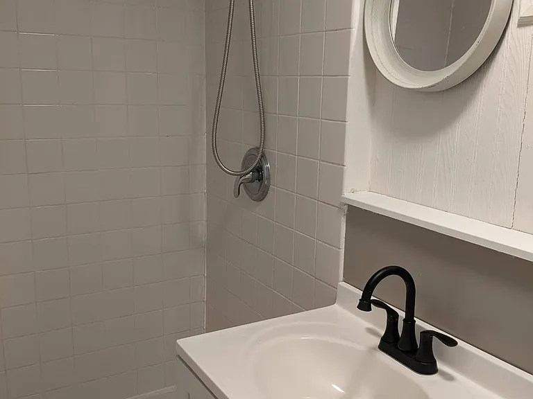 360 Fairview Ave #1 — Photo 4
