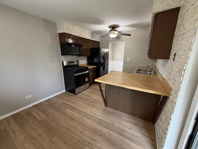 924 Surrey Dr #2A — Photo 17