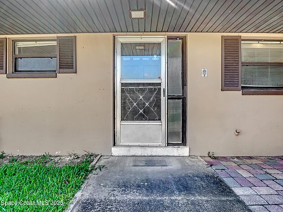 4th image of 100 Bel Aire Dr