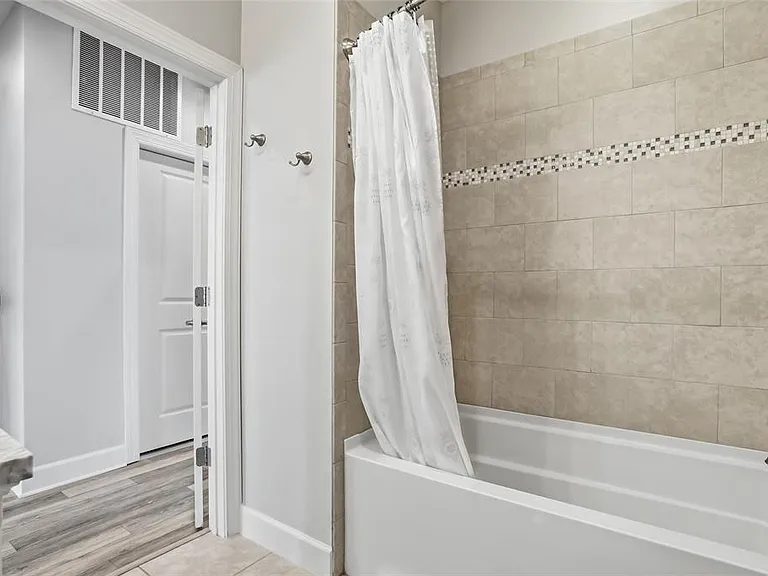 3162 Moorings Dr S — Photo 36