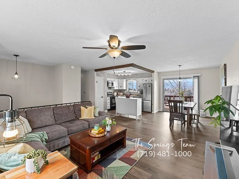 1730 Hathaway Dr — Photo 14