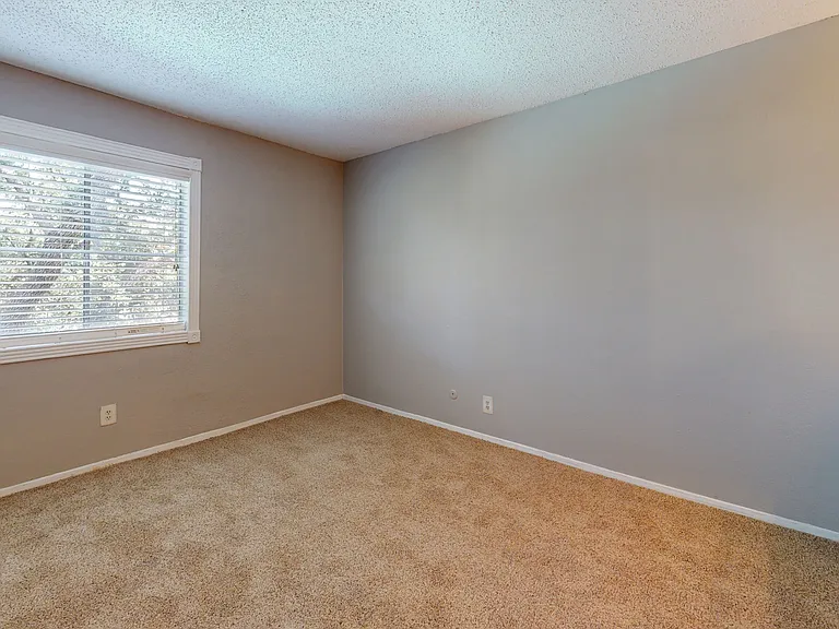 Addison Apartments at the Park — Photo 97