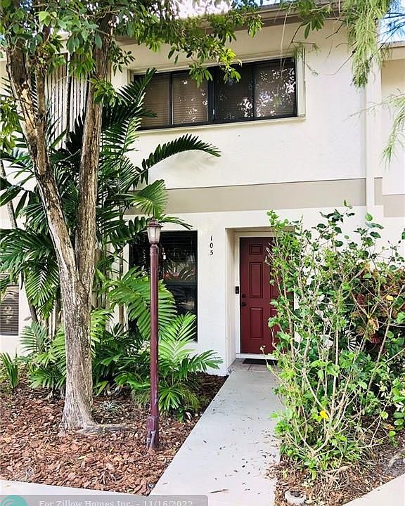 Pines Of Oakland Forest West Condominiums 3080 S Oakland Forest Dr