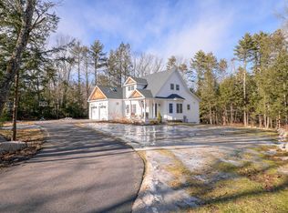 7 Pebble Way, Falmouth, ME 04105