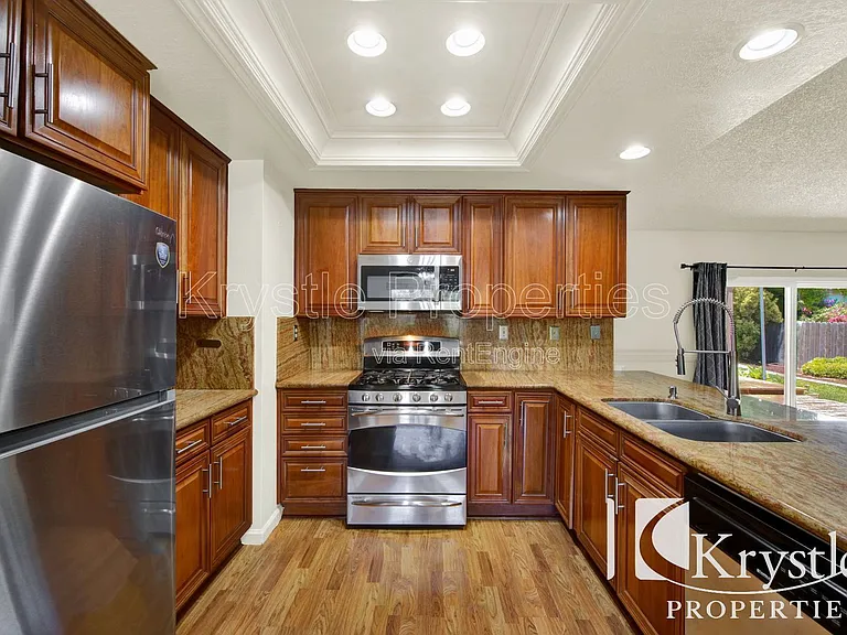 115 Daffodil Cir — Photo 10
