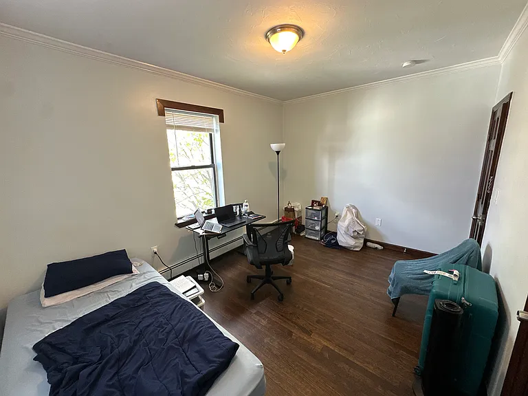 435 Walnut Ave #10 — Photo 5