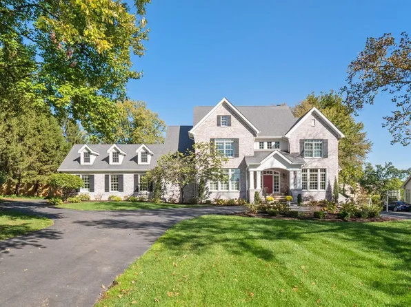 24 Spoede Ln, Saint Louis, MO 63141