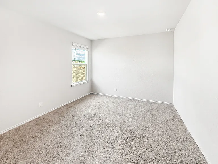 10512 Pomme — Photo 15