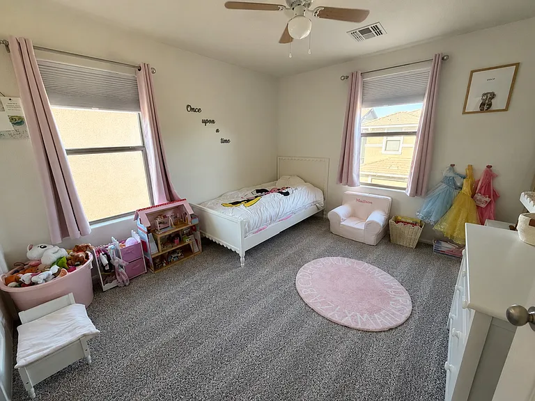 1072 S Cheshire Ln — Photo 13