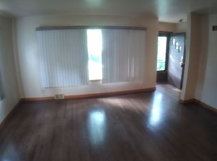 326 N 68th St, Wauwatosa, WI 53213