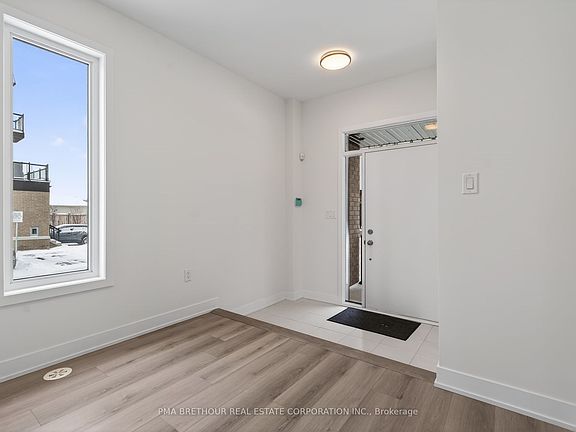 4th image of 12 Lively Way