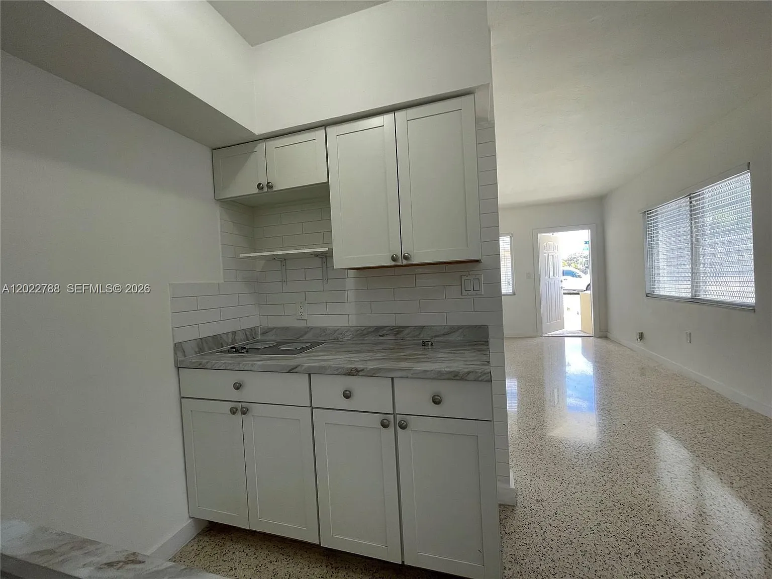 1 bed, 1.0 bath, $1,800 — Photo 3
