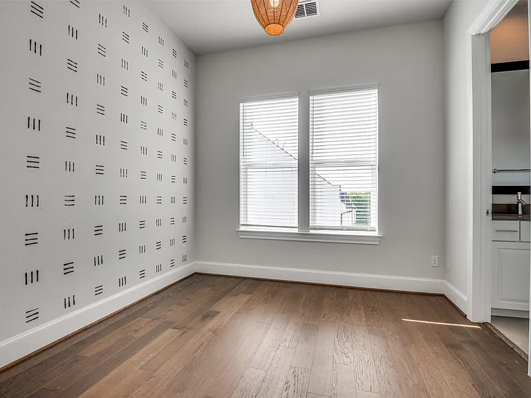 2262 Alterbrook Ln — Photo 18