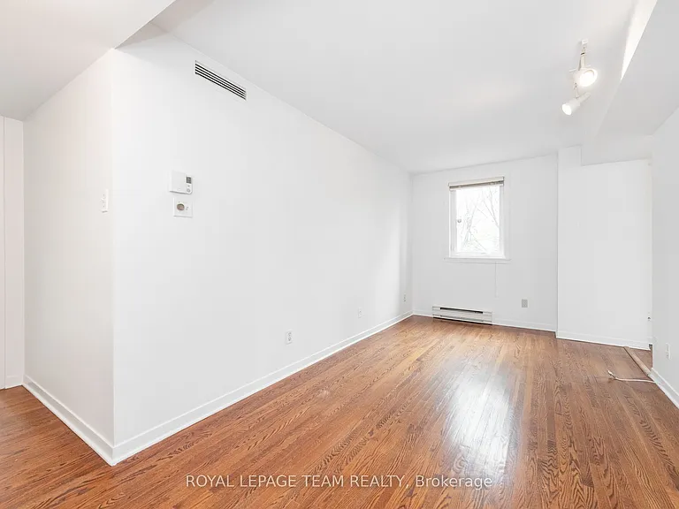 939 N River Rd #105 — Photo 14