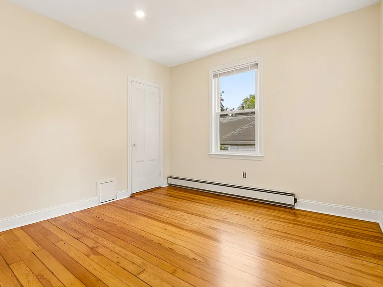 46 Beaver St #46 — Photo 15