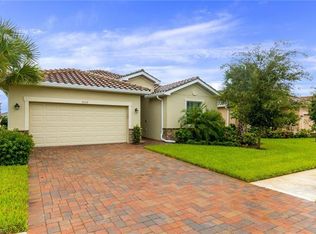 2112 Parson St, Naples, FL 34120
