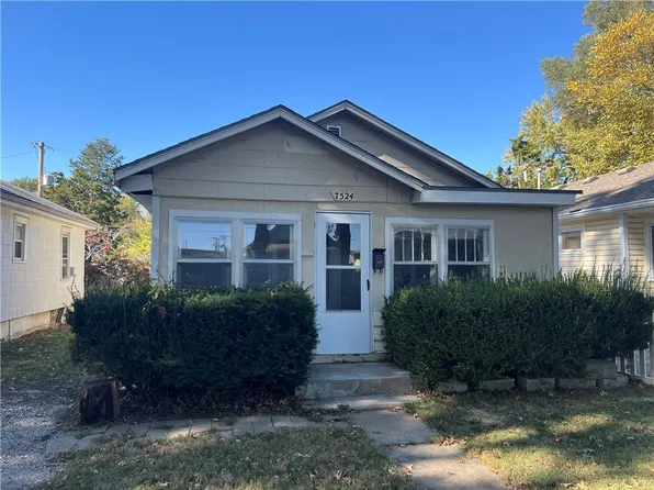 7524 Pennsylvania Ave, Kansas City, MO 64114