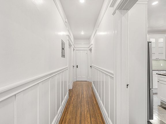 5th image of 3475 26th St #1