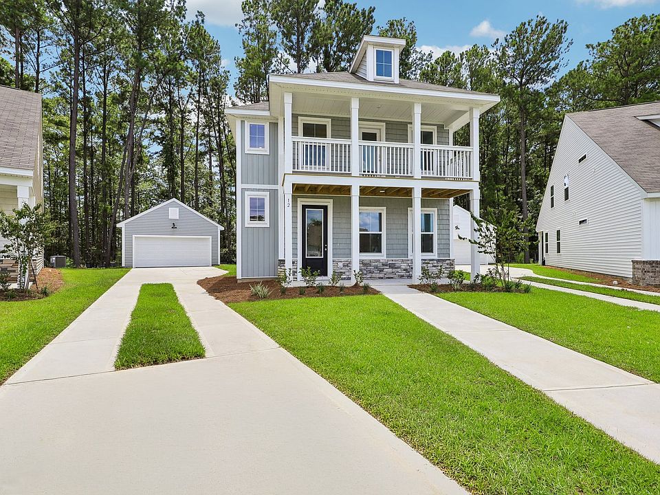 1st image of 12 Standing Oaks Ln