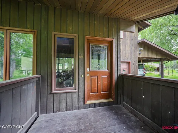 2755 N Holly Way, Wasilla, AK 99654