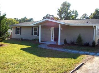 303 Washboard Rd, Thomasville, NC 27360