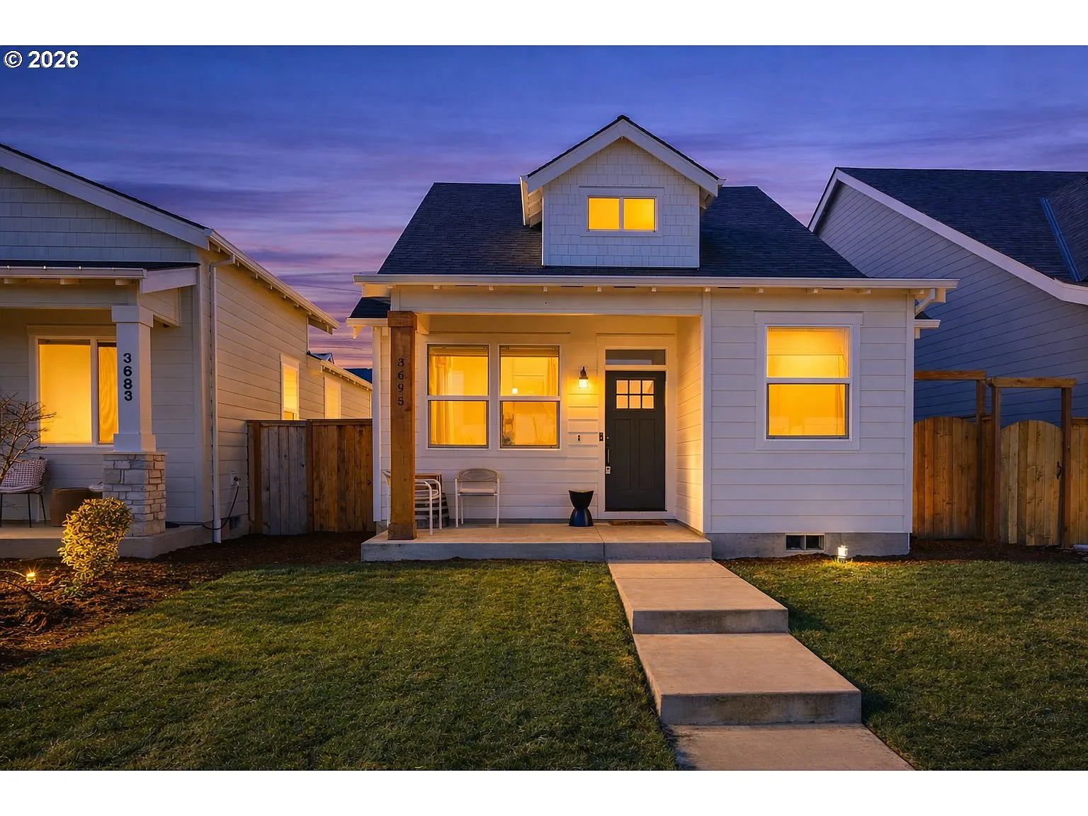 3695 NE McDonald Ln photo 1