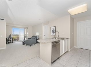 1720 Eglinton Ave E #610, Toronto, ON M4A 2X8