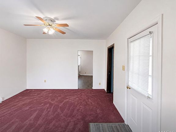5th image of 508 Keith St