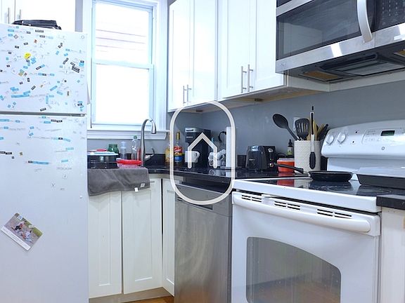 5th image of 1615 Tremont St