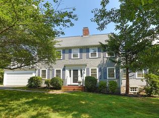 37 Hills View Rd, Milton, MA 02186