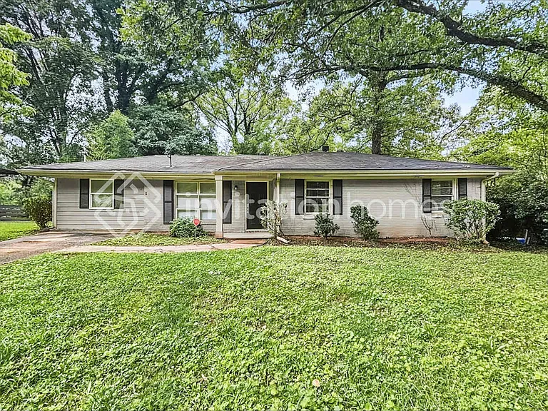 2751 Flagstone Dr SE — Photo 1