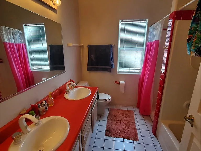 12944 Woodbridge St — Photo 17