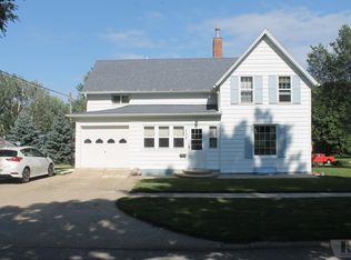 202 N Center St, Toledo, IA 52342