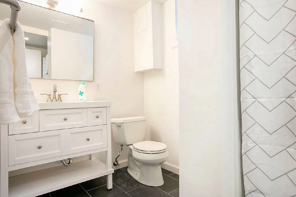 4 bed, 3.5 bath, 1809 sqft, $1,700 — Photo 4