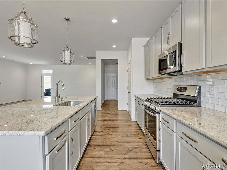 1st image of 7054 Rivermere Lane Gln
