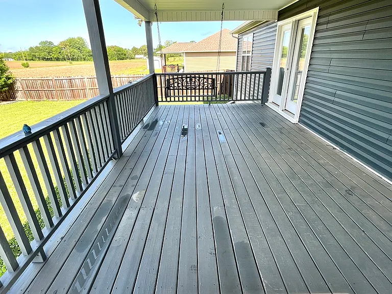 605 Strawberry Dr — Photo 13
