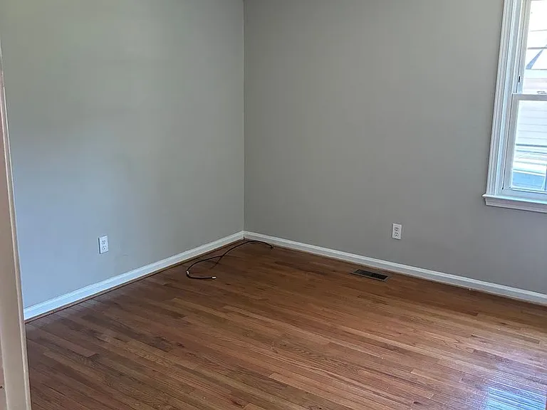 609 Dunbar St — Photo 5