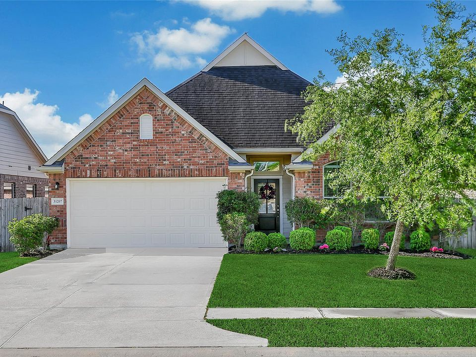 1st image of 31207 White Cypress Ln