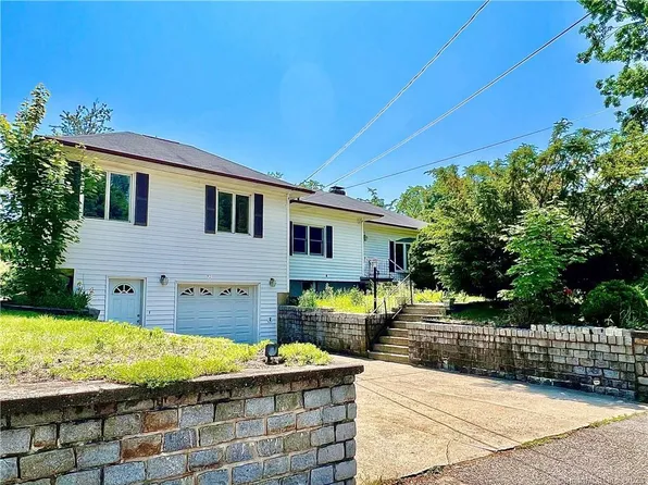 32 Finney Street, Ansonia, CT 06401