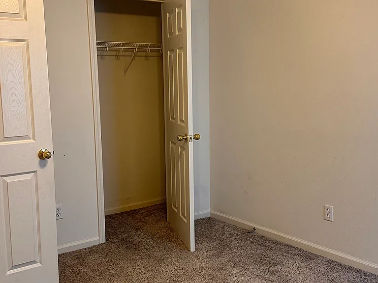 3929 Winthrop Dr — Photo 16