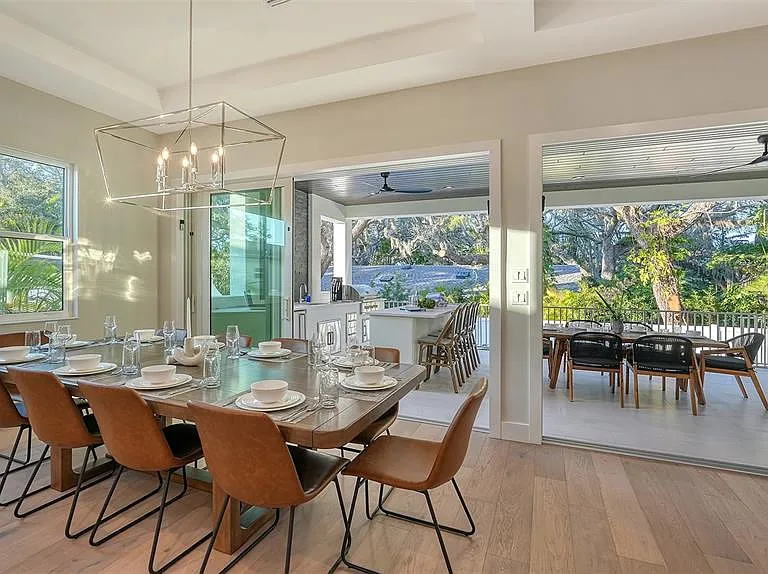 1537 Siesta Dr — Photo 19
